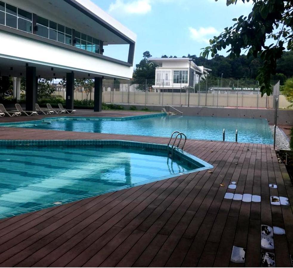 Johor Desaru Beach Bungalow Villas Kangkar Chemaran ภายนอก รูปภาพ